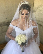 Cargar imagen en el visor de la galería, Elegant Lace Appliques V-neck Tulle Princess Wedding Dresses Pearl Beaded
