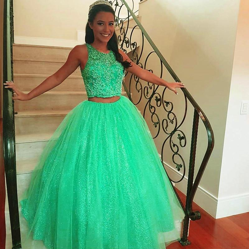 Pretty Lace Crop Top Tulle Ball Gowns Quinceanera Dresses Two Piece