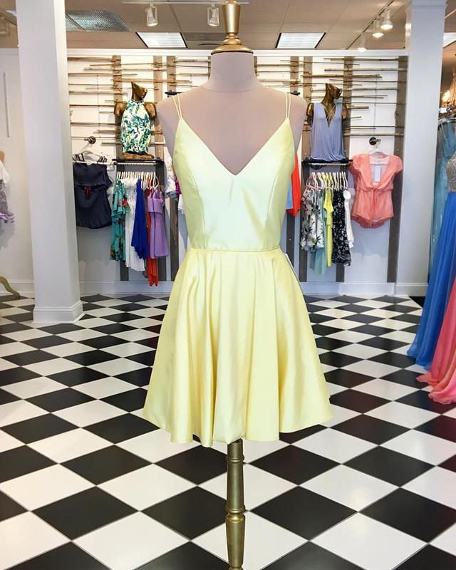 Short-Yellow-Homecoming-Dresses-Satin-Prom-Gowns