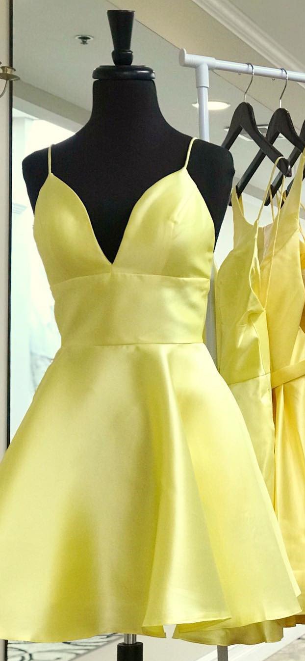 Short-Mini-Cocktail-Dresses-Satin-Yellow-Prom-Dress