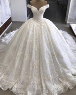 Afbeelding in Gallery-weergave laden, Vintage-Lace-Wedding-Gowns-V-neck-Off-The-Shoulder-Dress-Bride
