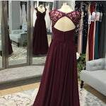 Afbeelding in Gallery-weergave laden, Elegant Long Chiffon Backless Bridesmaid Dresses Lace Cap Sleeves
