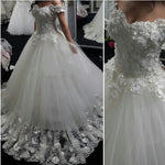 Load image into Gallery viewer, Vintage-Wedding-Gowns-Tulle-Puffy-Bridal-Dress-Lace-Flowers-Beaded
