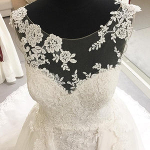 Elegant-Wedding-Gown