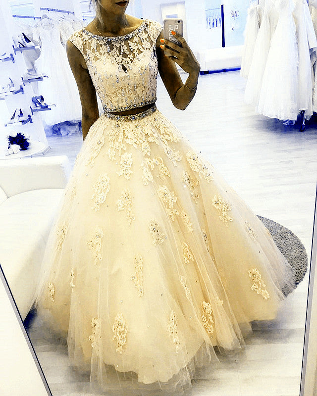 New Elegant Lace Appliques Ball Gowns Quinceanera Dresses Two Piece