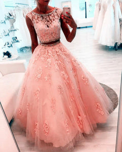 Beaded Scoop Neckline Lace Crop Tulle Ball Gowns Quinceanera Dresses Two Piece