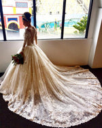 Afbeelding in Gallery-weergave laden, Vintage Lace Wedding Dresses Long Sleeves Ball Gowns
