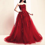 Cargar imagen en el visor de la galería, Burgundy Floral Lace Sweetheart Tulle Ball Gown Wedding Dresses
