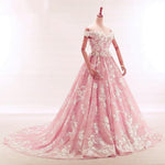 Afbeelding in Gallery-weergave laden, Vintage Lace Appliques Off Shoulder Pink Lace Wedding Dress Ball Gowns
