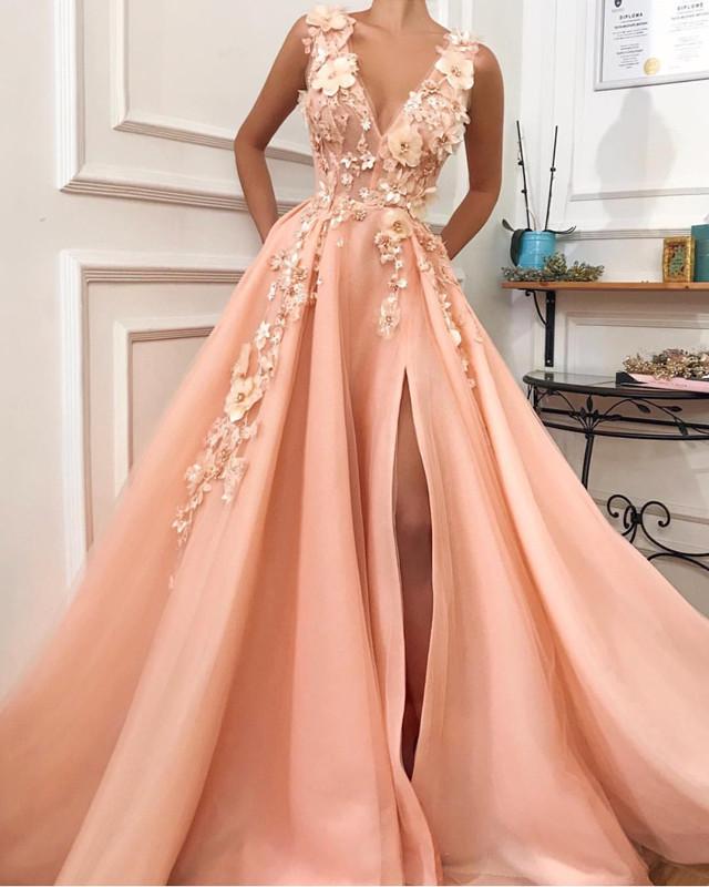 Elegant Lace Flowers V-neck Long Tulle Split Evening Gown Dresses