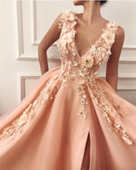 Cargar imagen en el visor de la galería, Elegant Lace Flowers V-neck Long Tulle Split Evening Gown Dresses
