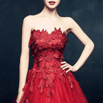 Load image into Gallery viewer, Elegant Floral Lace Sweetheart Tulle Ball Gown Dresses
