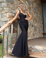 Cargar imagen en el visor de la galería, Long Satin Empire Waistline V-neck Mermaid Prom Dresses
