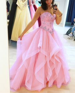 Beaded Sweetheart Organza Layered Quinceanera Dresses Ball Gowns