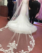 Load image into Gallery viewer, Sweetheart-Mermaid-Wedding-Gowns
