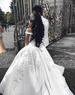 Load image into Gallery viewer, Puffy Wedding Gowns
