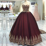 Afbeelding in Gallery-weergave laden, Gold Lace Edge Sweetheart Wine Red Ball Gowns Quinceanera Dresses
