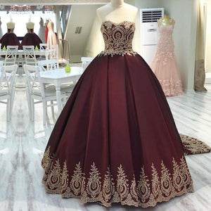 Gold Lace Edge Sweetheart Wine Red Ball Gowns Quinceanera Dresses