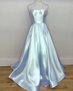 Afbeelding in Gallery-weergave laden, Light Blue Prom Dresses With Pockets
