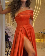 Afbeelding in Gallery-weergave laden, Orange One Shoulder Satin Dress With Slit

