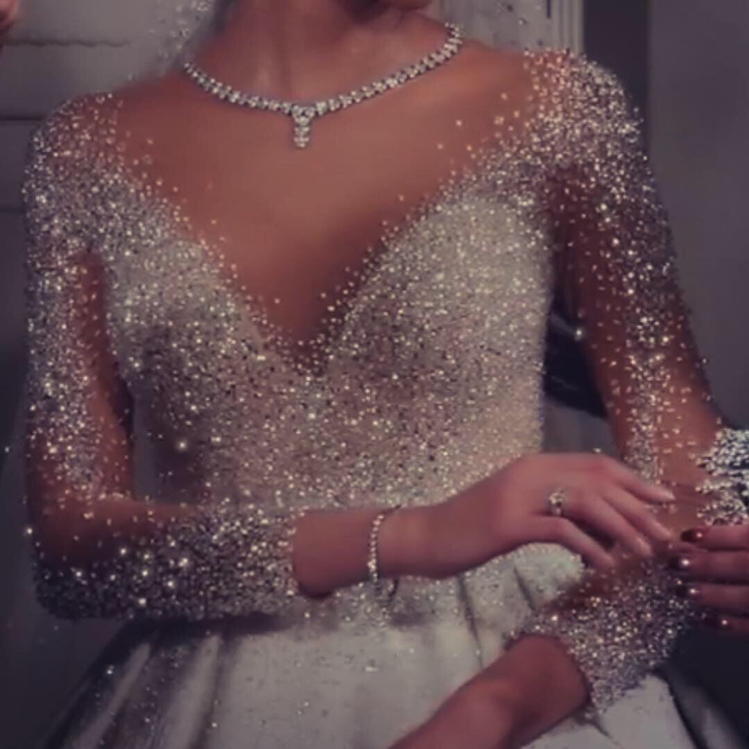 Bling Bling Sequins Beaded Tulle Ball Gowns Long Sleeves Wedding Dress