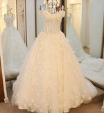 Load image into Gallery viewer, Lace And Crystal Beaded Sweetheart See Through Wedding Dresses Ball Gowns
