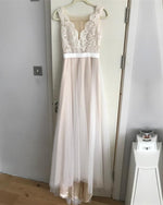 Load image into Gallery viewer, Watters-Bride-Dresses-Beach-Wedding-Gowns-Lace-Appliques
