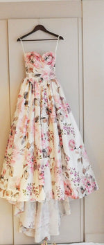Cargar imagen en el visor de la galería, Pretty A Line Sweetheart Floral Wedding Dresses 2017
