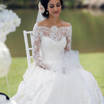 Load image into Gallery viewer, Lace Long Sleeves Taffeta Princess Wedding Dresses Off The Shoulder
