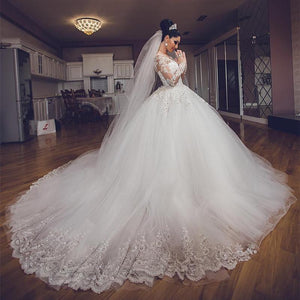 Vintage Lace Long Sleeves Ball Gown Wedding Dresses 2018