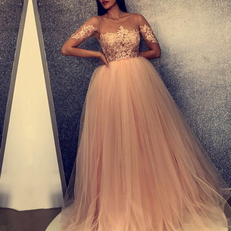 Illusion Neckline Tulle Ball Gown Prom Dresses Lace Appliques Evening Gowns