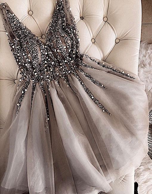 Luxurious Sequins Beaded V-neck Tulle Homecoming Dresses Short Party Dress